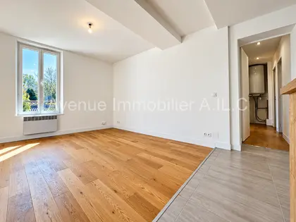 F3 RENOVE 53 M².. CENTRE MEAUX. JARDIN PRIVATIF NON ATTENANT. (13)