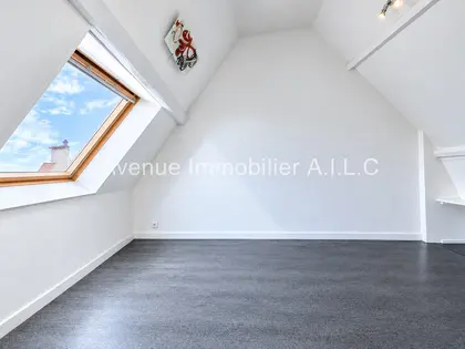 F2 DUPLEX 52 M². MEAUX HYPER CENTRE. SECTEUR CATHEDRALE. (6)