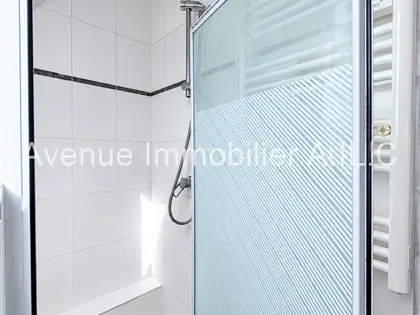 F2 DUPLEX 52 M². MEAUX HYPER CENTRE. SECTEUR CATHEDRALE. (9)