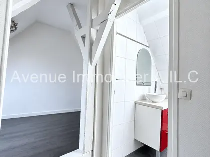 F2 DUPLEX 52 M². MEAUX HYPER CENTRE. SECTEUR CATHEDRALE. (10)