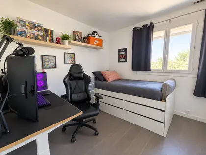 Haut de villa T4 91 M² – SIX-FOURS-LES-PLAGES (2)