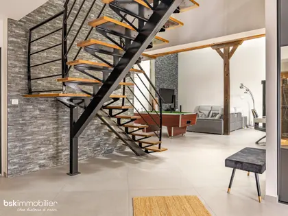 PROPRIÉTÉ DE STANDING – 287 m² – PISCINE 11 x 5 m – TERRAIN 2 522 m² (19)