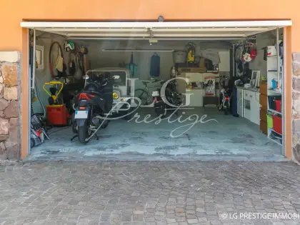 Maison de plain pied avec piscine (9)