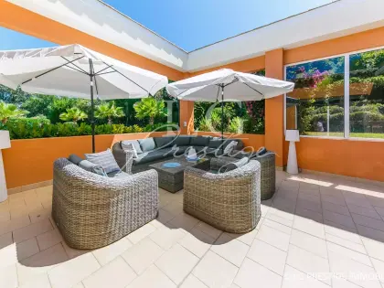 Maison de plain pied avec piscine (5)