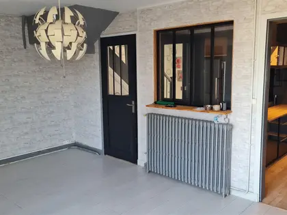 Maison de ville à rafraîchir  (7)