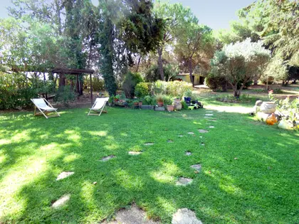 PROPRIETE D EXCEPTION  3 MAISONS SUR 27 272 M2 (12)