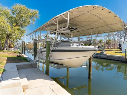 Elevated Waterfront Living — Just Minutes to the Intracoastal (14)