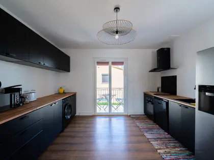 Maison composée de 3 appartements indépendants  (3)