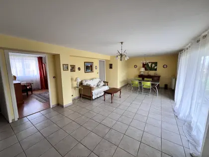Maison traditionnelle au calme  (1)