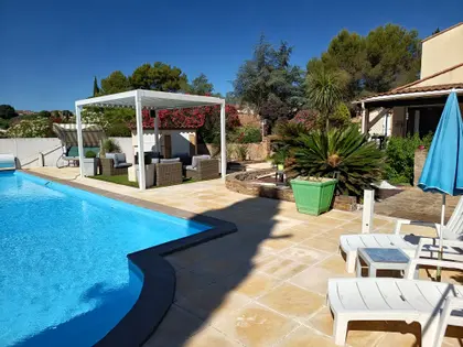 Belle maison 210 M2 habitables (5)