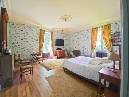 Maison 16 pièces - 484 m² - Andancette (48)