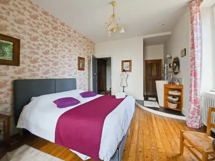 Maison 16 pièces - 484 m² - Andancette (43)