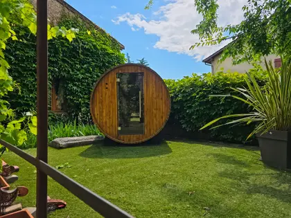 Maison 16 pièces - 484 m² - Andancette (20)
