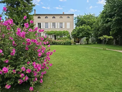 Maison 16 pièces - 484 m² - Andancette (17)
