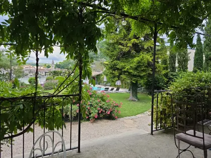 Maison 16 pièces - 484 m² - Andancette (25)