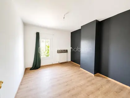 Maison familiale 4 chambres, terrain avec hangar de 57 m² (14)