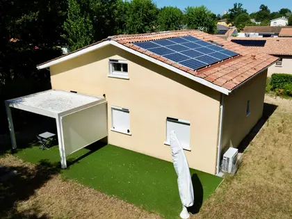 Maison familiale à vendre à Saint-Jean-d’Illac – vie de plain-pied et terrain arboré de 1 002 m² (16)