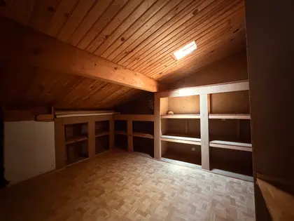 Maison familiale à vendre à Saint-Jean-d’Illac – vie de plain-pied et terrain arboré de 1 002 m² (11)