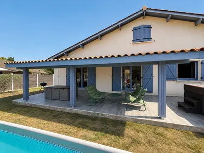 33138 LANTON – CASSY – MAISON FAMILIALE 122 M² – PISCINE – TERRASSE COUVERTE – GARAGE – 3 CHAMBRES (11)