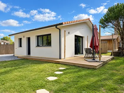 Maison de plain-pied rénovée à Lanton – 171 m² deux espaces de vie et terrain de 792 m² (9)