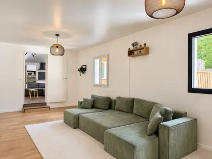Maison de plain-pied rénovée à Lanton – 171 m² deux espaces de vie et terrain de 792 m² (3)