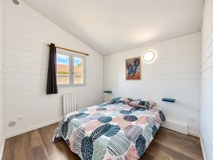 Maison de plain-pied rénovée à Lanton – 171 m² deux espaces de vie et terrain de 792 m² (16)