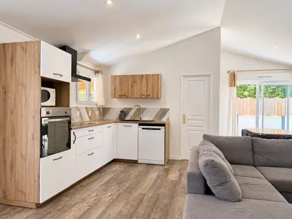 Maison de plain-pied rénovée à Lanton – 171 m² deux espaces de vie et terrain de 792 m² (15)