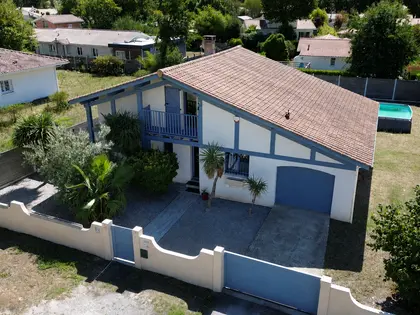 Maison à vendre à Lanton Cassy – Piscine et grande terrasse couverte (3)