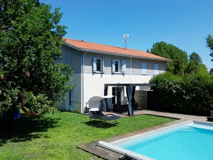 Maison récente à vendre à Lège-Cap-Ferret – piscine, jardin et vie à pied dans le bourg (1)