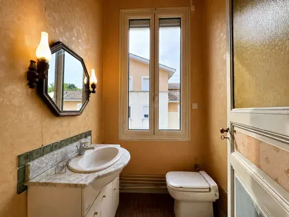 Maison de caractère à vendre à Biganos centre – 223 m² à réinventer (20)