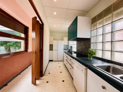 Maison de caractère à vendre à Biganos centre – 223 m² à réinventer (27)