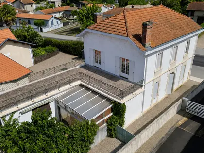 Maison de caractère à vendre à Biganos centre – 223 m² à réinventer (5)