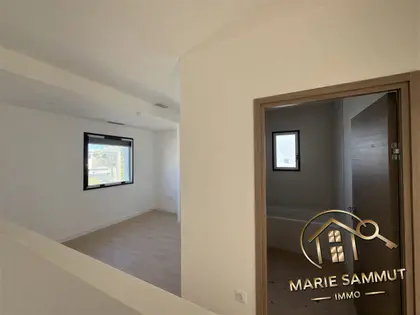 Lattes villa neuve 4 chambres + piscine (7)