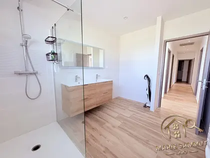 Superbe maison moderne Saint Aunés Les Garrigues (12)