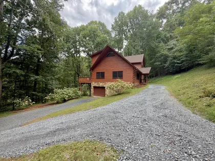 RARE 7.33-ACRE FOSCOE RETREAT (5)