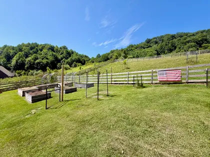 Honeycreek Highlands | 22-Acre Farm Estate Near Boone, NC (36)