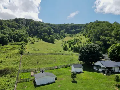 Honeycreek Highlands | 22-Acre Farm Estate Near Boone, NC (33)