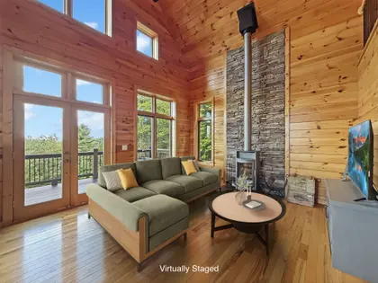 Custom Mountain Home Near the Blue Ridge Parkway (8)