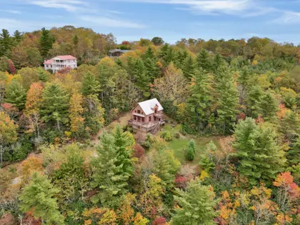 Custom Mountain Home Near the Blue Ridge Parkway (41)
