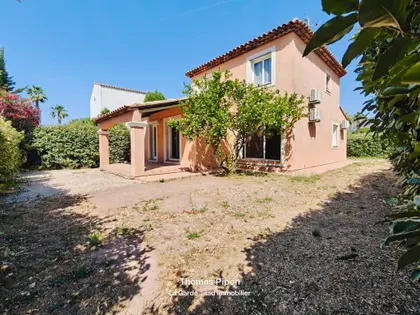Jolie maison avec jardin (5)