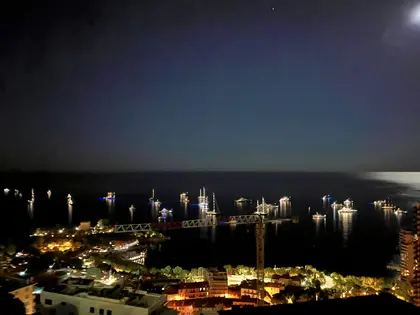Roquebrune Cap Martin T3 avec Terrasse de 100m² (7)