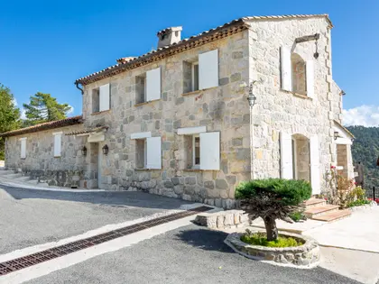 DOMAINE  (22)