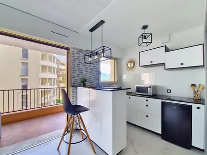 Location studio avec garage (9)