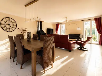 Maison à vendre - 5 pièces - 150 m2 (2)