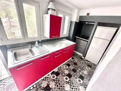 Maison familiale 152 m² sur terrain de 873 m² + dépendance + garage de 42m2 – Calme absolu – Marseille 13015 (11)