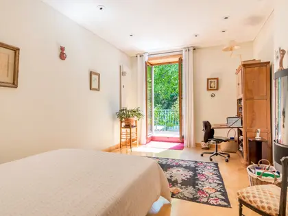 Rare appartement proche de l'église Russe (6)