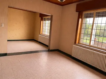 Belle villa 4 façades haut potentiel  (22)