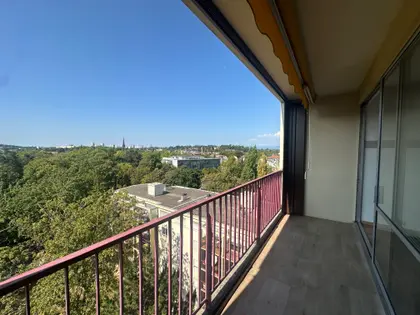 Magnifique appartement de T4  9 ème   étage à Mulhouse. (1)