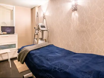 NSTITUT DE BEAUTÉ  (4)