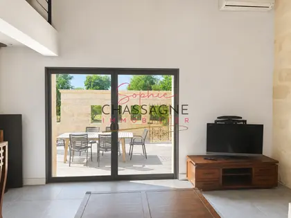 À 20 minutes de Saint-Émilion, maison en pierre de 205 m², implantée sur un terrain clos de 5965 m² (7)